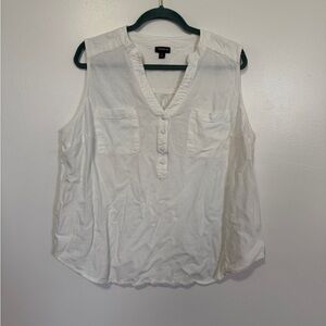 Torrid White Sleeveless V-Neck Blouse